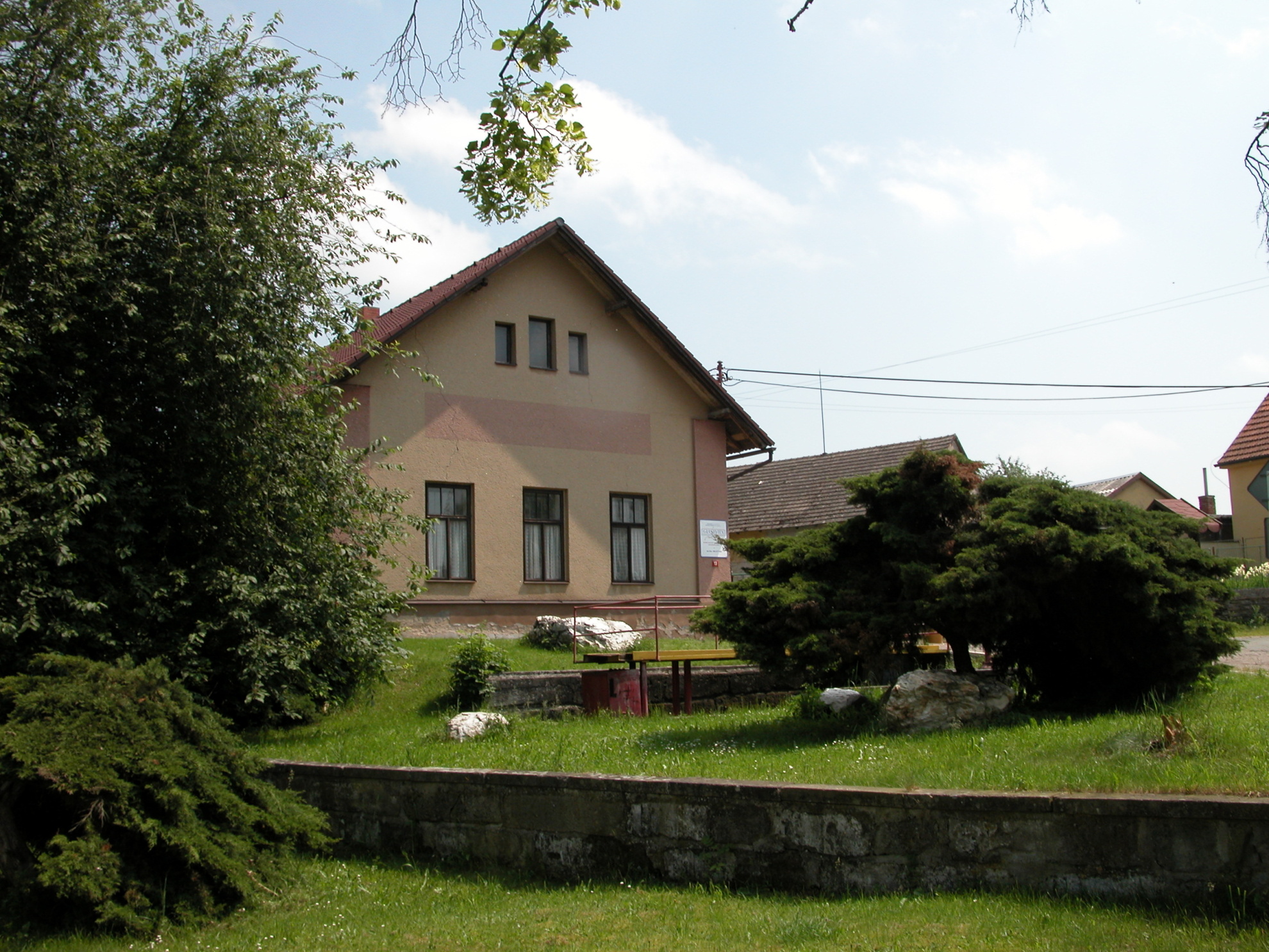 BÝVALÝ HOSTINEC