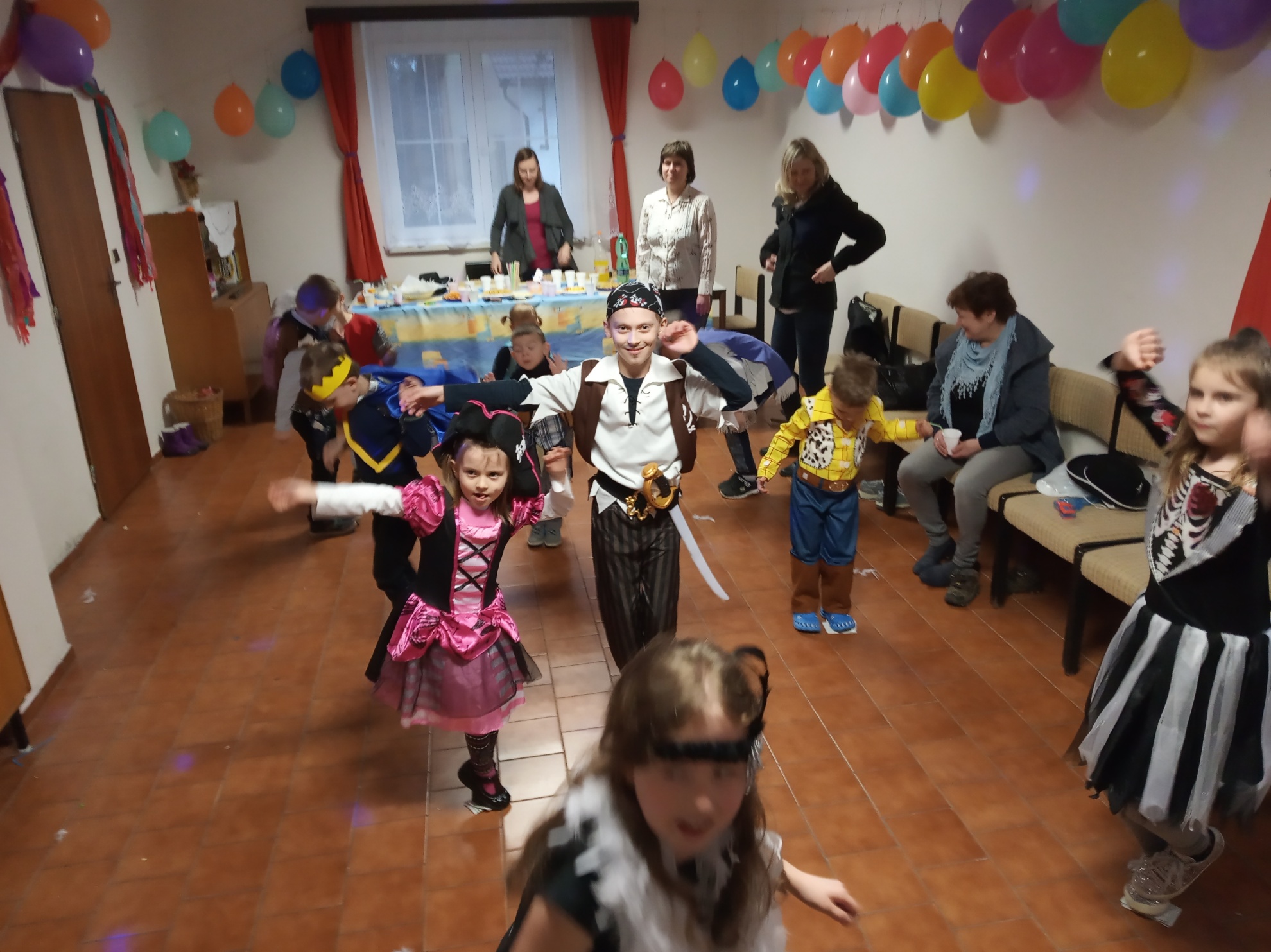 Dětský karneval 2019 (3)